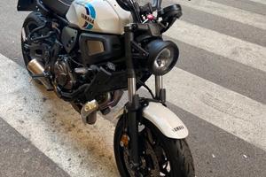 Yamaha XSR700