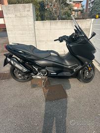 Yamaha T Max 560