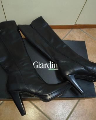 Stivali alti in pelle Nero Giardini tg 39