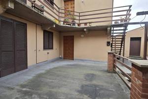 Appartamento di 200 m² con più di 5 locali a Porta