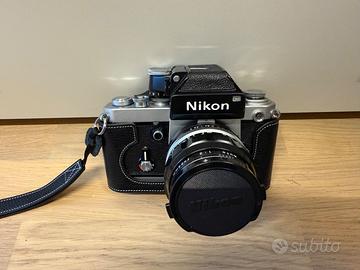 Nikon F2+Nikon auto 35mm f2+ Custodia in pelle