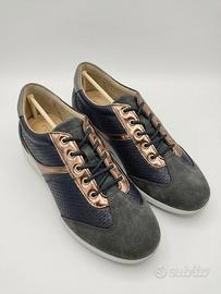 Sneakers stonefly venus