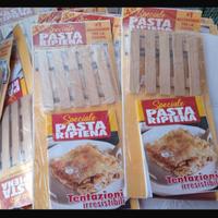 Tagliere  in legno + libro di cucina