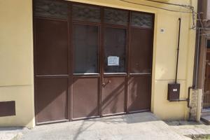 Portone garage in ferro