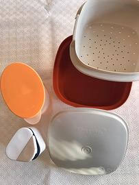 Contenitori tupperware