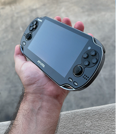 PlayStation Vita PCH-1001