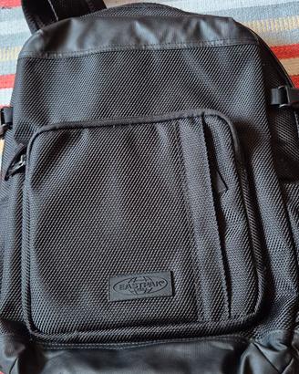 Zaino Eastpack Tecum porta pc