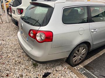 Volkwagen Passat   variant 2.0 TDI 140cv 4x4