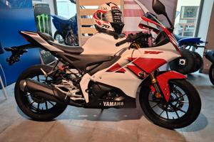 Yamaha YZF R125 70 th Anniversary