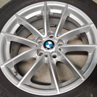 Cerchi lega originali BMW da 17 pollici PERFETTI