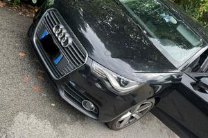 V Audi a1 s line  cambio s-tronic
