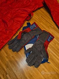 tuta  e guanti go kart