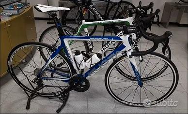 BICI DA CORSA + RULLI IN OMAGGIO