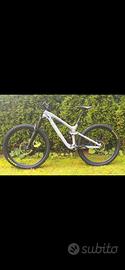 Trek Slash 9.7 Carbon
