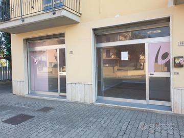 Ufficio piano terra in via Salaria