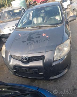 TOYOTA AURIS 1.4 D-4D 2009 1ND TV RICAMBI USATI