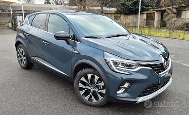 Renault Captur 1.6 E-Tech full hybrid 145cv