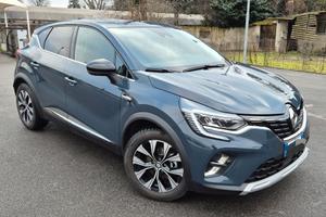 Renault Captur 1.6 E-Tech full hybrid 145cv