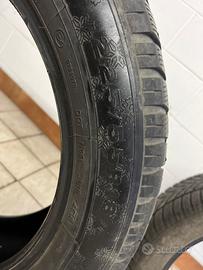 2 Gomme invernali Dunlop 225/55 R18 usate buone