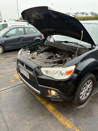 Mitshubishi Asx del 2011 per pezzi di ricambio.