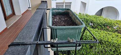 Porta vasi da terrazzo 
