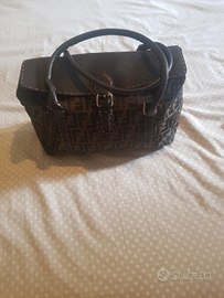 Originale Fendi borsa ampia