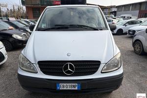 Mercedes Vito-isotermico-4x4-autom