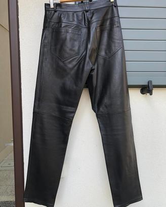 Pantaloni neri in pelle taglia 48 uomo
