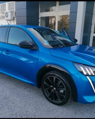  Peugeot 208 GT 1.2 EAT8 130CV  