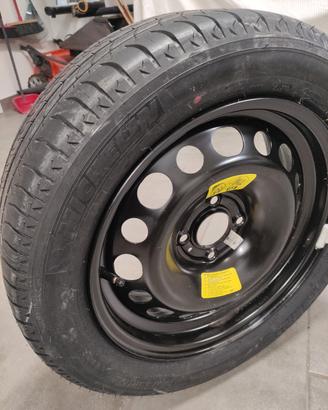 Pneumatico Peugeot 208