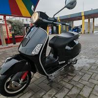 Vespa 300 GTS ie euro3