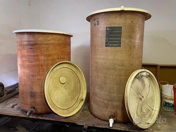 Serbatoio botte in vetroresina 300 litri