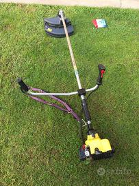 Splendido decespugliatore AL-KO BC 300 a benzina