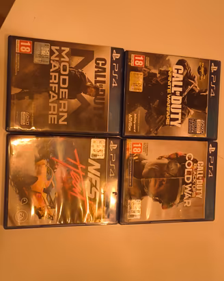 Lotto 4 giochi PS4 3 Call of duty+ Need for Speed