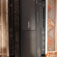 controllore ambiente Space Logic Schneider
