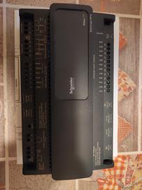 controllore ambiente Space Logic Schneider