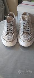 Scarpe basse con pizzo