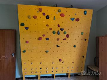 Parete da arrampicata indoor