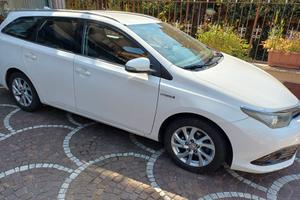 Toyota Auris Touring 1.8 Hybrid Business