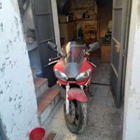 Yamaha R6