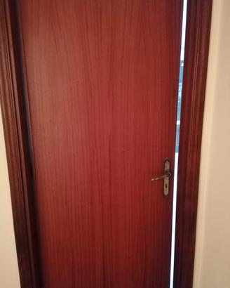 Porta in legno 