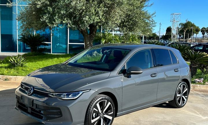 Volkswagen Golf Edition Plus dsg possibilità noleg