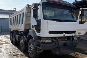 Camion Renault 4 assi