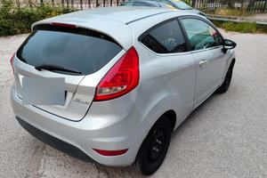 Ford Fiesta 2009 Titanium - ok neopatentati 