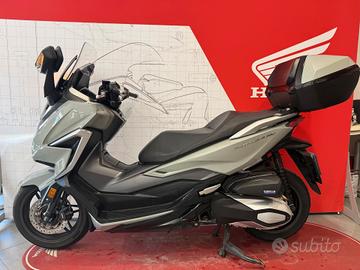 Honda Forza 350 DELUX