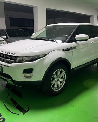 Land Rover Range Evoque 2.2 TD4 5p. Pure