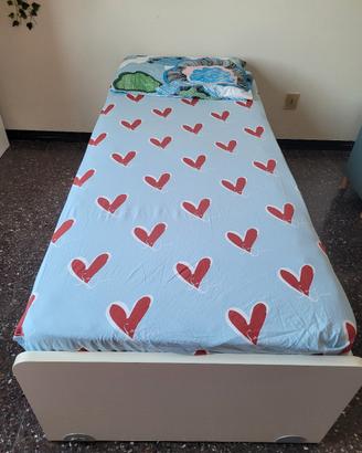 Letto singolo con cassettone