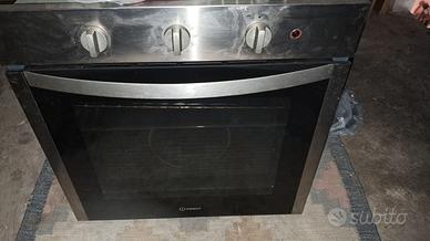 Forno in garanzia Indesit