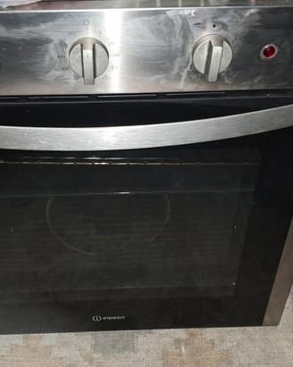 Forno in garanzia Indesit