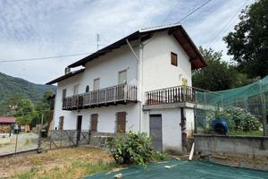 CASA SEMINDIPENDENTE A COASSOLO TORINESE